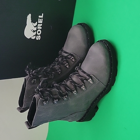 Sorel Women Lennox Lace Waterproof Boot - Picture 2 of 12